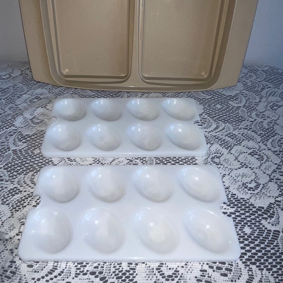 TUPPERWARE Deviled Egg Taker Keeper Carrier Container Trays 4pc Vintage Complete - Picture 2 of 6